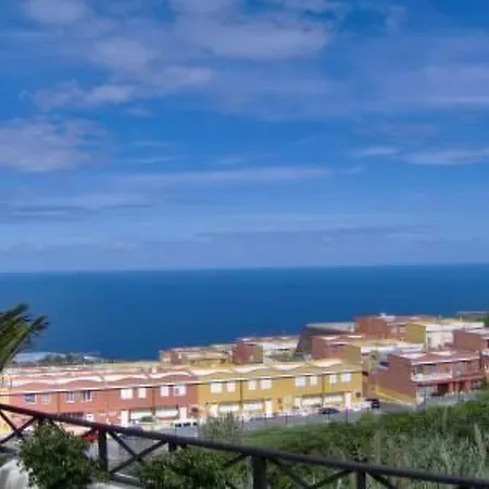 Mit Blick Auf Wasser By Interhome Daire *